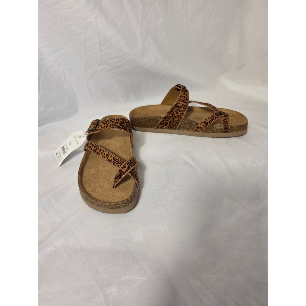 Time and Tru Leopard Print Comfort Footbed Sandals Women 7.5 Toe Loop NEW